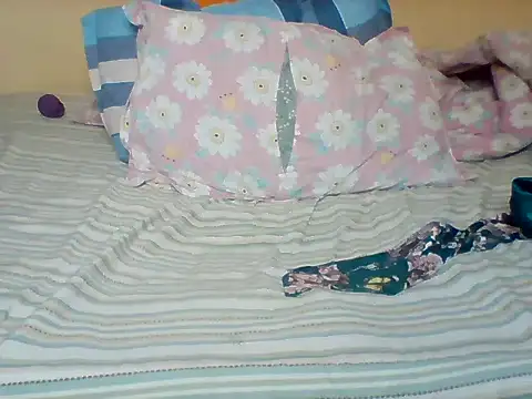 Snapshot of bunny_jay chatting on May 25, 2026, 5:33 pm bunny jay online show from May 25, 2026, 5:33 pm