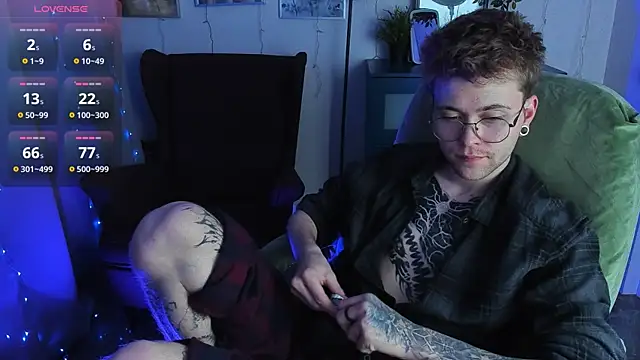 Snapshot of Thomas_Norton chatting on July 1, 2026, 8:42 pm Thomas Norton online show from July 1, 2026, 8:42 pm