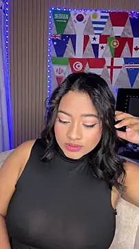 Snapshot of Saraa_M chatting on June 20, 2026, 12:15 am Saraa M online show from June 20, 2026, 12:15 am