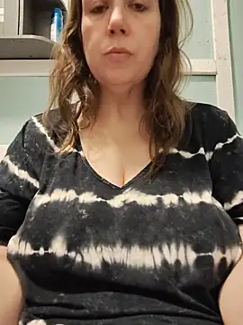 023thickandjuicy07 online show from August 5, 2026, 3:22 am