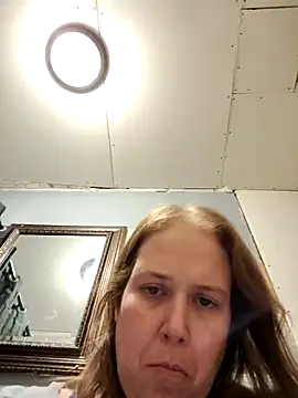 023thickandjuicy07 online show from April 20, 2026, 2:47 am