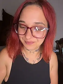 jebise23 online show from August 3, 2026, 8:37 pm