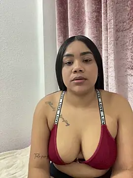 Snapshot of tatiana1906 chatting on March 25, 2026, 9:57 pm tatiana1906 online show from March 25, 2026, 9:57 pm