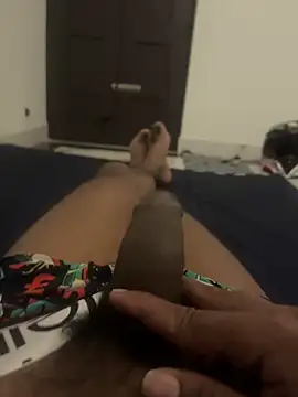 Snapshot of like_a_nud chatting on March 28, 2026, 7:15 pm like a nud online show from March 28, 2026, 7:15 pm