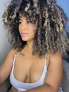 Kendra curly online show from July 17, 2026, 8:50 pm