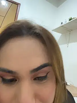 Jullyanaximeness online show from July 16, 2026, 11:35 pm