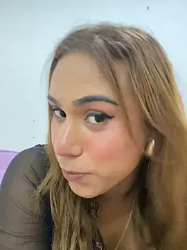 Jullyanaximeness online show from July 16, 2026, 2:08 am