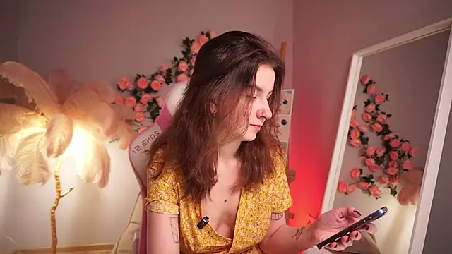 Frantease online show from April 23, 2026, 5:36 am