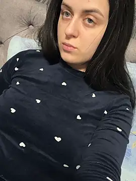 Snapshot of Velliaa chatting on April 8, 2026, 8:10 pm Velliaa online show from April 8, 2026, 8:10 pm