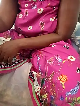 bigmumy online show from May 6, 2026, 10:52 am