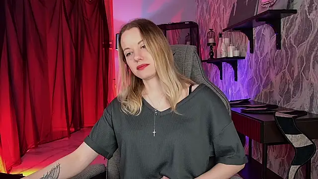 VireliaMoonfall online show from April 23, 2026, 12:29 pm