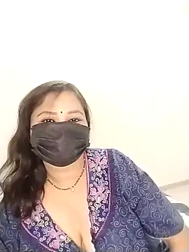 Snapshot of Hoty_bhabii chatting on April 13, 2026, 6:56 pm Hoty bhabii online show from April 13, 2026, 6:56 pm