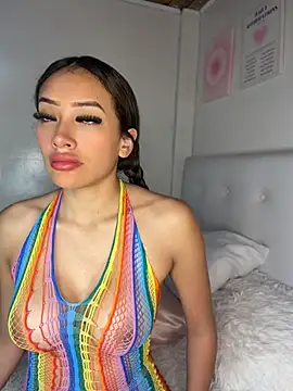 SUSYMIILS online show from April 10, 2026, 4:25 pm