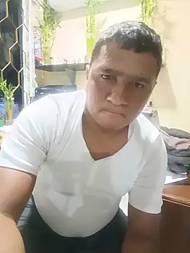 luis20212 online show from June 21, 2026, 7:58 am