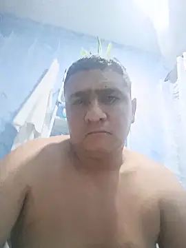 luis20212 online show from June 14, 2026, 5:08 am