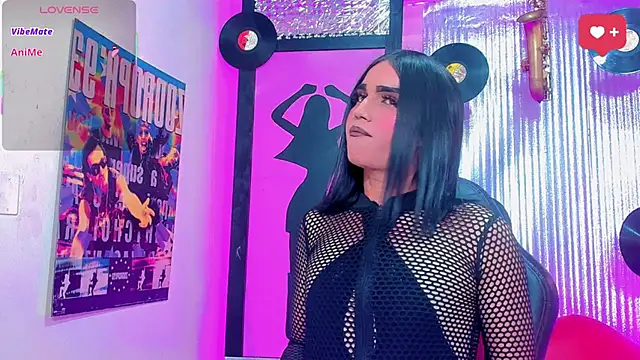 Snapshot of _Cristal_Paez__ chatting on March 28, 2026, 4:35 am Cristal Paez online show from March 28, 2026, 4:35 am