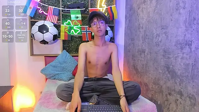 Eyden Connor online show from June 16, 2026, 9:26 pm