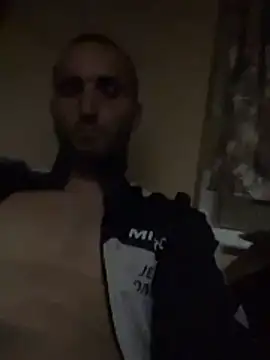 Snapshot of pezol9193 chatting on March 27, 2026, 3:37 am pezol9193 online show from March 27, 2026, 3:37 am