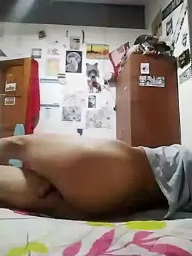 axel Trans online show from April 4, 2026, 4:08 am