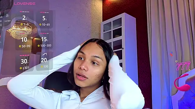 KristinaGriner online show from May 20, 2026, 1:24 am