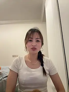 Yang 218 online show from April 22, 2026, 7:37 am