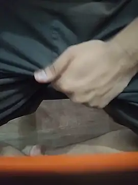 sweetcock180 online show from June 14, 2026, 5:52 am