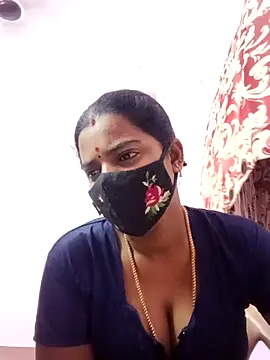 Snapshot of tamilratchasii chatting on March 27, 2026, 5:36 pm tamilratchasii online show from March 27, 2026, 5:36 pm