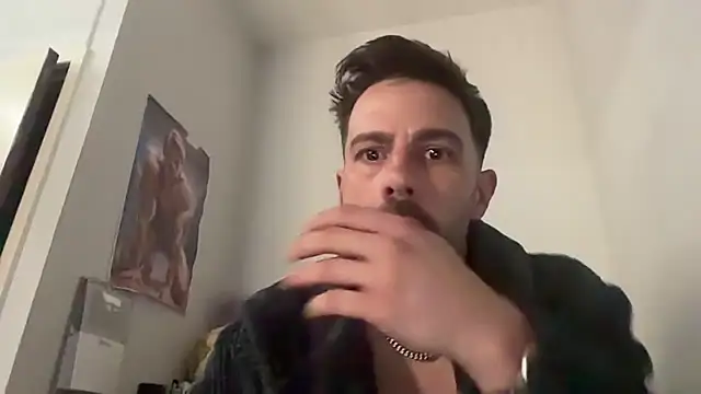 Snapshot of DaveRoyale chatting on April 5, 2026, 9:27 am DaveRoyale online show from April 5, 2026, 9:27 am