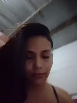 Snapshot of scarletmouse chatting on April 7, 2026, 11:01 am scarletmouse online show from April 7, 2026, 11:01 am