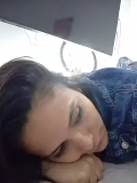 Snapshot of scarletmouse chatting on March 30, 2026, 1:23 pm scarletmouse online show from March 30, 2026, 1:23 pm