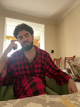 suckmybehigh online show from May 13, 2026, 7:37 am