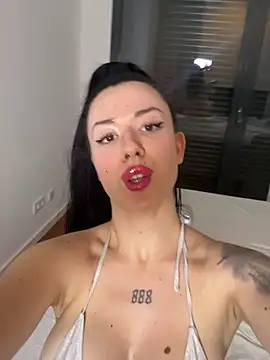 BlxckFaceXx online show from May 27, 2026, 8:38 pm
