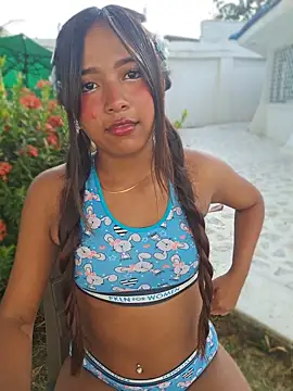 Snapshot of Pretty_karol chatting on May 16, 2026, 12:15 pm Pretty karol online show from May 16, 2026, 12:15 pm