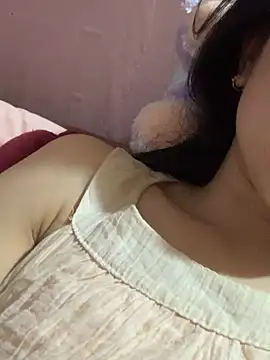 Mary-love1 online show from April 4, 2026, 9:05 am