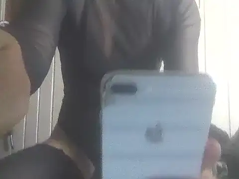 Snapshot of Docecastainha chatting on April 3, 2026, 11:49 am Docecastainha online show from April 3, 2026, 11:49 am