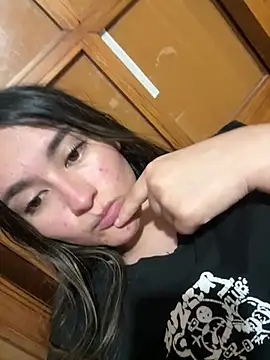 Camila010203 online show from March 28, 2026, 5:19 am