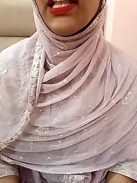 Miss Noor   online show from March 29, 2026, 7:10 am