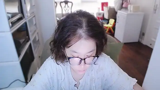 A--zi online show from June 25, 2026, 10:59 pm