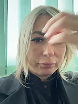 Snapshot of peach_widow chatting on March 31, 2026, 9:55 am peach widow online show from March 31, 2026, 9:55 am