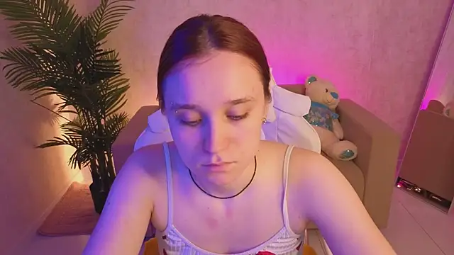 SweetieBlush online show from June 11, 2026, 2:53 am