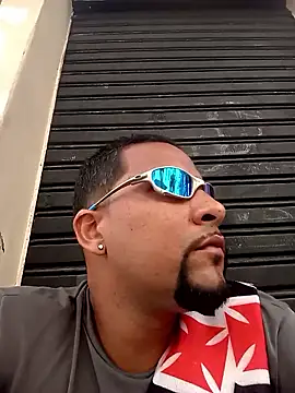 Tomajek95 online show from April 2, 2026, 4:35 pm