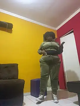 BoobsQueeen online show from June 26, 2026, 12:16 am