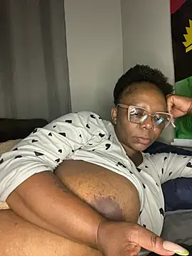 BoobsQueeen online show from July 30, 2026, 7:51 am