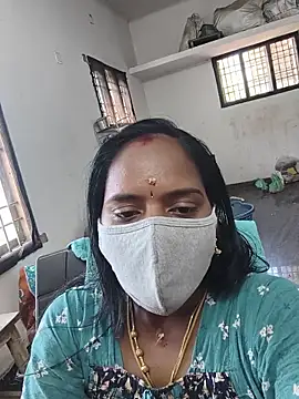 Snapshot of Tamil_Sangeetha chatting on June 12, 2026, 4:43 am Tamil Sangeetha online show from June 12, 2026, 4:43 am
