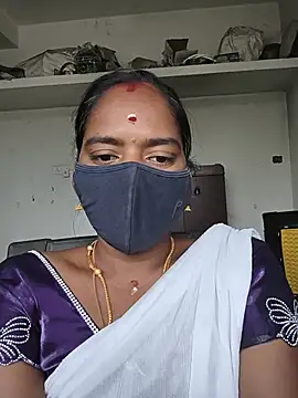 Snapshot of Tamil_Sangeetha chatting on July 15, 2026, 5:47 am Tamil Sangeetha online show from July 15, 2026, 5:47 am