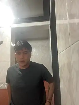 nico herrera   online show from June 25, 2026, 2:09 am
