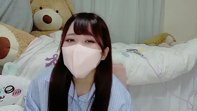 momokaze1658 online show from May 6, 2026, 12:31 pm