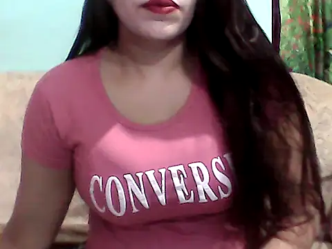 Snapshot of Wonderful_Babe chatting on May 4, 2026, 7:39 pm Wonderful Babe online show from May 4, 2026, 7:39 pm