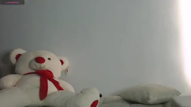 MissDolluxe online show from June 26, 2026, 2:39 am
