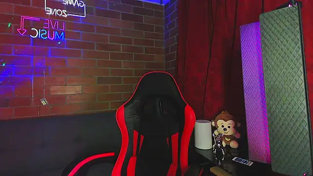 adisson2  online show from March 31, 2026, 5:20 am